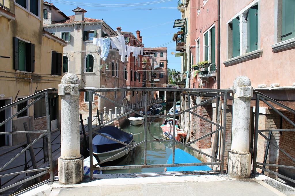 Appartamento Calle dei Preti Venezia Esterno foto